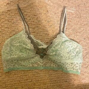 Aerie lace bralette size Large lightly lined adjustable straps